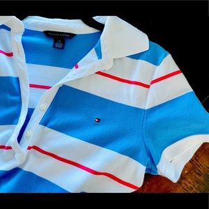 👕 Tommy Hilfiger stretch button-down polo.
